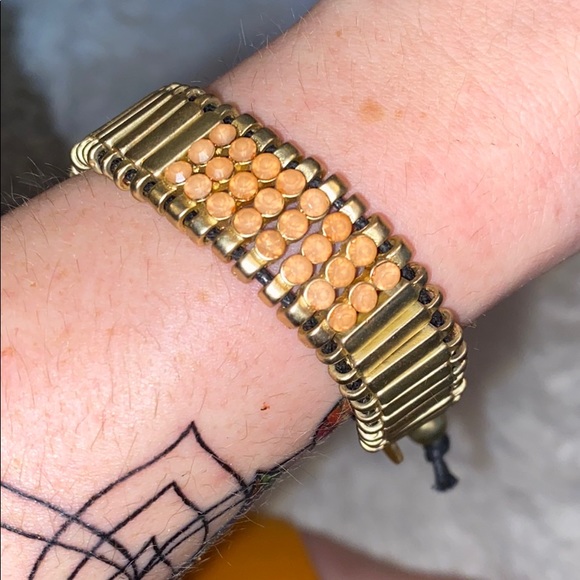 Marlyn Schiff adjustable gold & peach bracelet - Picture 5 of 7